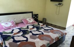 Deluxe Room 2