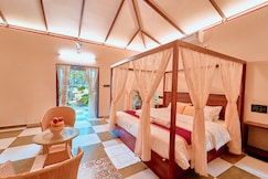 M Cafe Private Pool Villa, Kabini