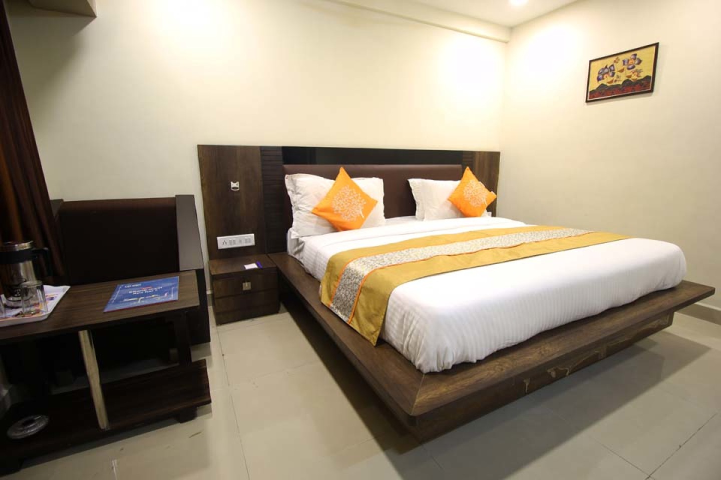 Hotel Soham Palace Ahmedabad Deal Hotel Photos Reviews