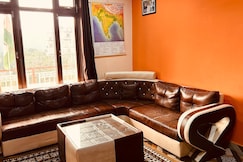 Family 2BHK with Beautiful Mountains Views Shimla, Shimla