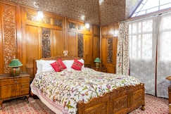 Houseboat S.Shabash, Srinagar