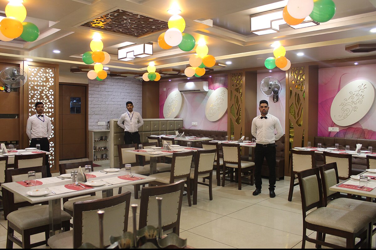 Sunrise Hotel Jhansi Inr 108 Off 1 8 0 0 Hotel Price Address Reviews
