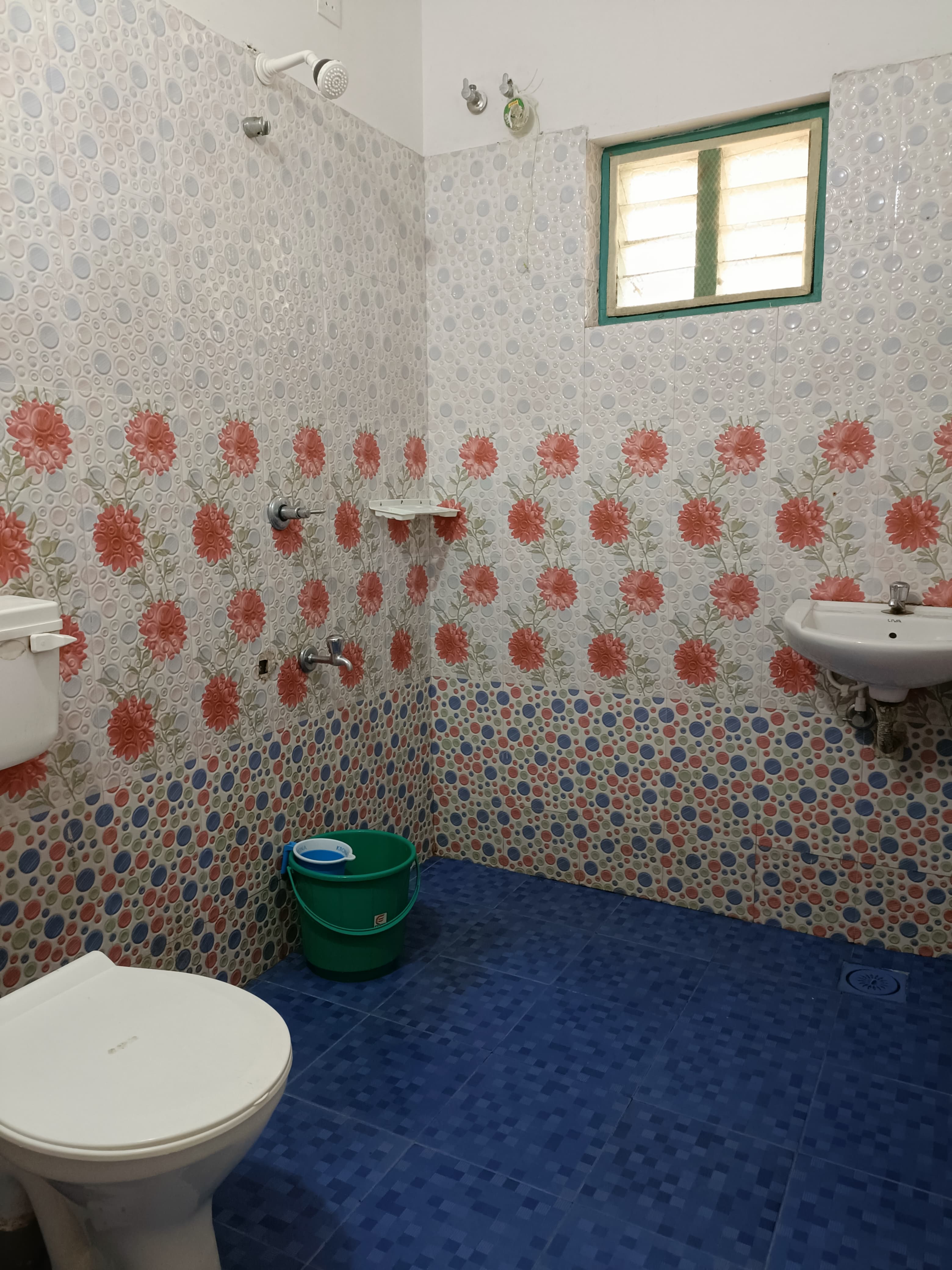Calabash Homestay - Tap to explore photos