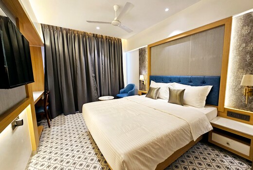 Hotel Golden Nest