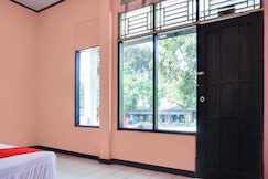 Hotel O Mutiara Guest House, Sumedang