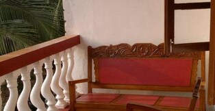 Hotels in Candolim Beach, Goa 𝐒𝐀𝐕𝐄 50%-80% on Hotels at MakeMyTrip