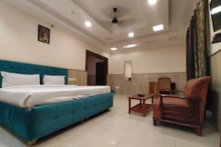 Redisston Hotel, Noida