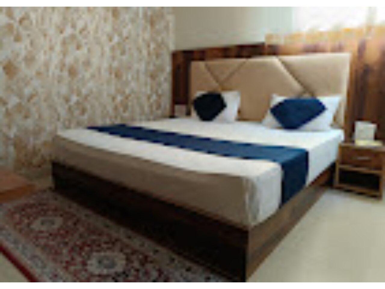 A S Luxury Inn - Tap to explore photos