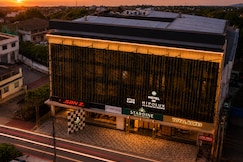 Hypolux Business Hotel, Palakkad