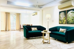 Bluo Stays - New Friends Colony, Delhi