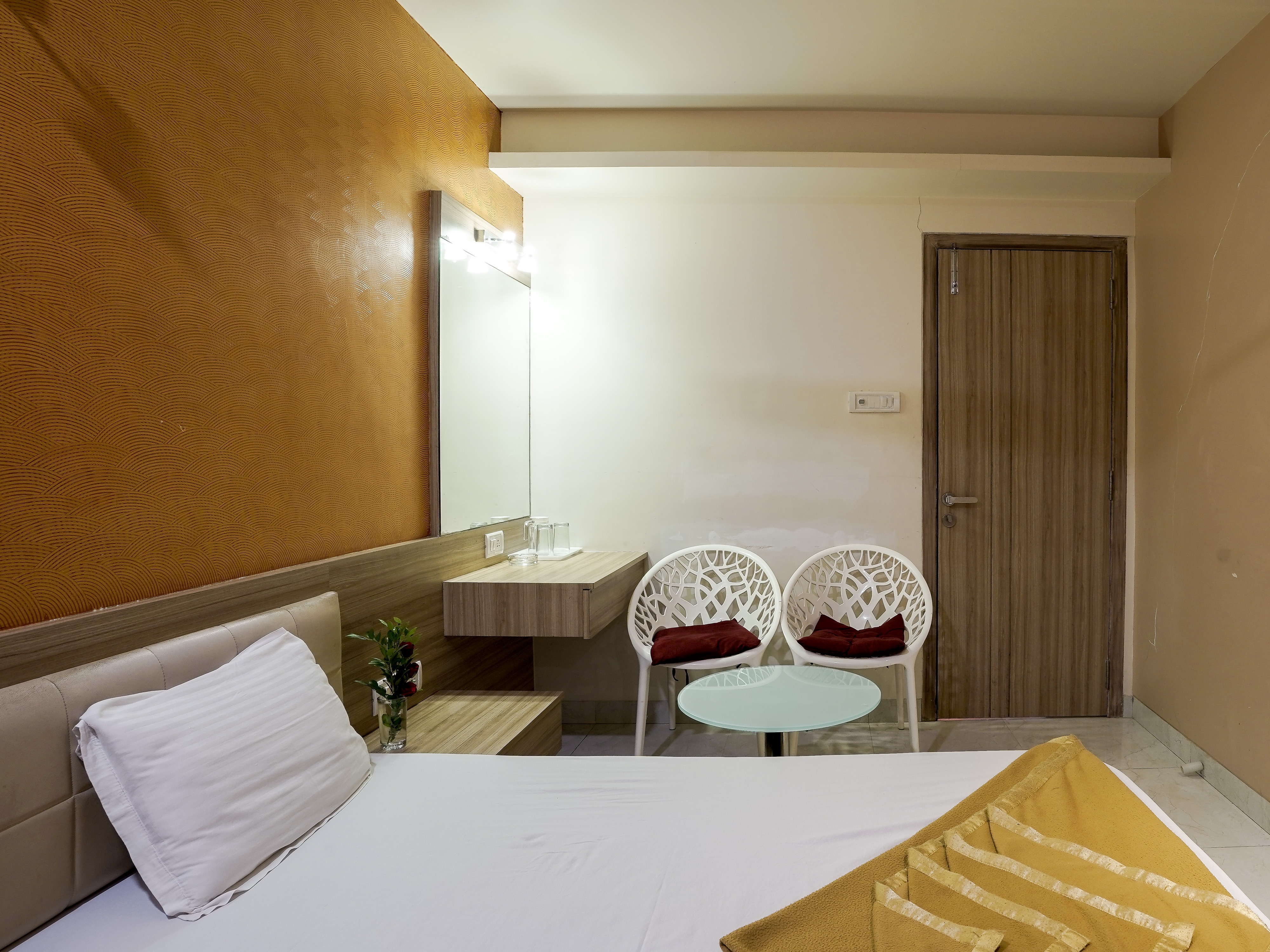 Vashi Four Seasons Lodge - Tap to explore photos