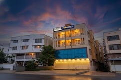 FabHotel Classic Executive - Nr. Sasvad Road Railway Station, Baramati