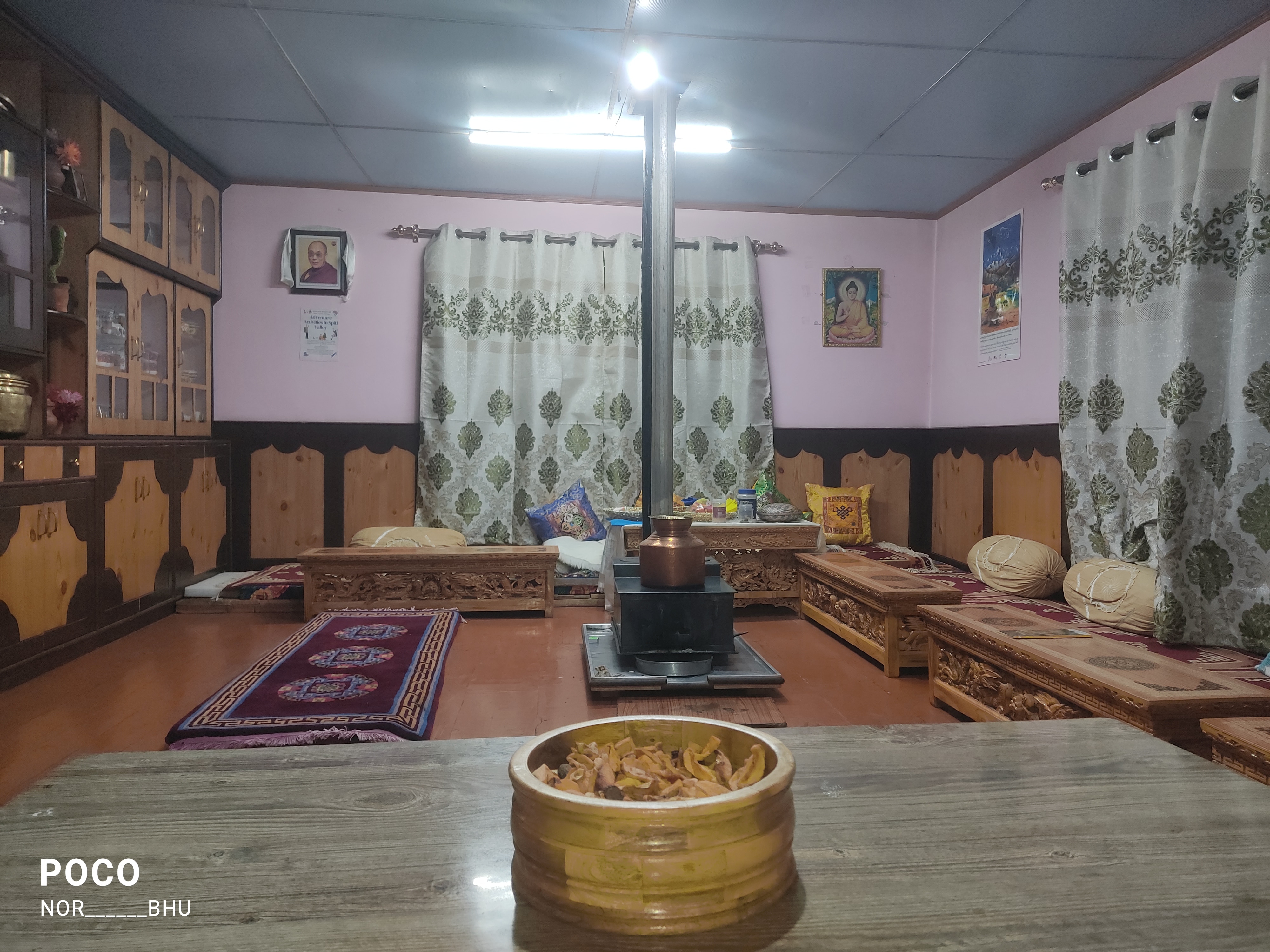 Ratnakara Homestay - Tap to explore photos