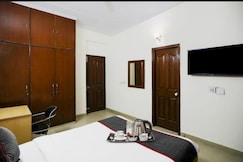 Hotel AP International, Noida