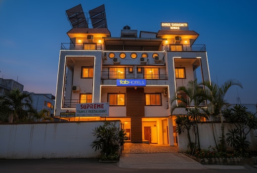 FabHotel Saraswati Niwas - Nr Sinhagad college