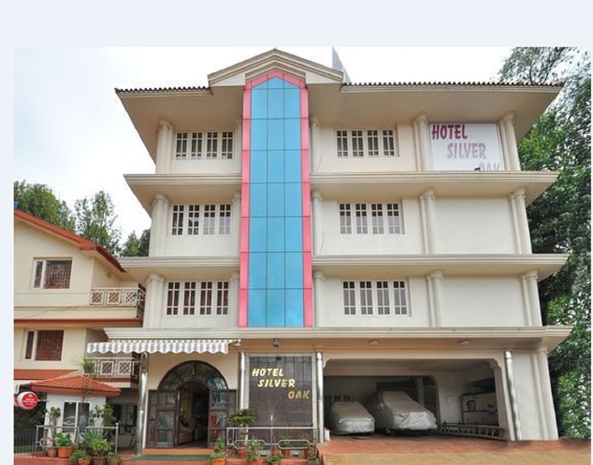 Hotel Silver Oak Ooty Inr 356 Off 1 5 5 0 Hotel Price