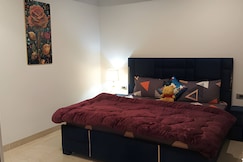 CDS Luxury Homestay Shimla, Shimla