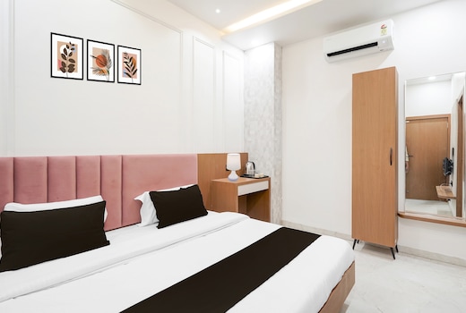 Super Collection O Ujjain Central Railway Junction Formerly Hotel Jai Jagdish