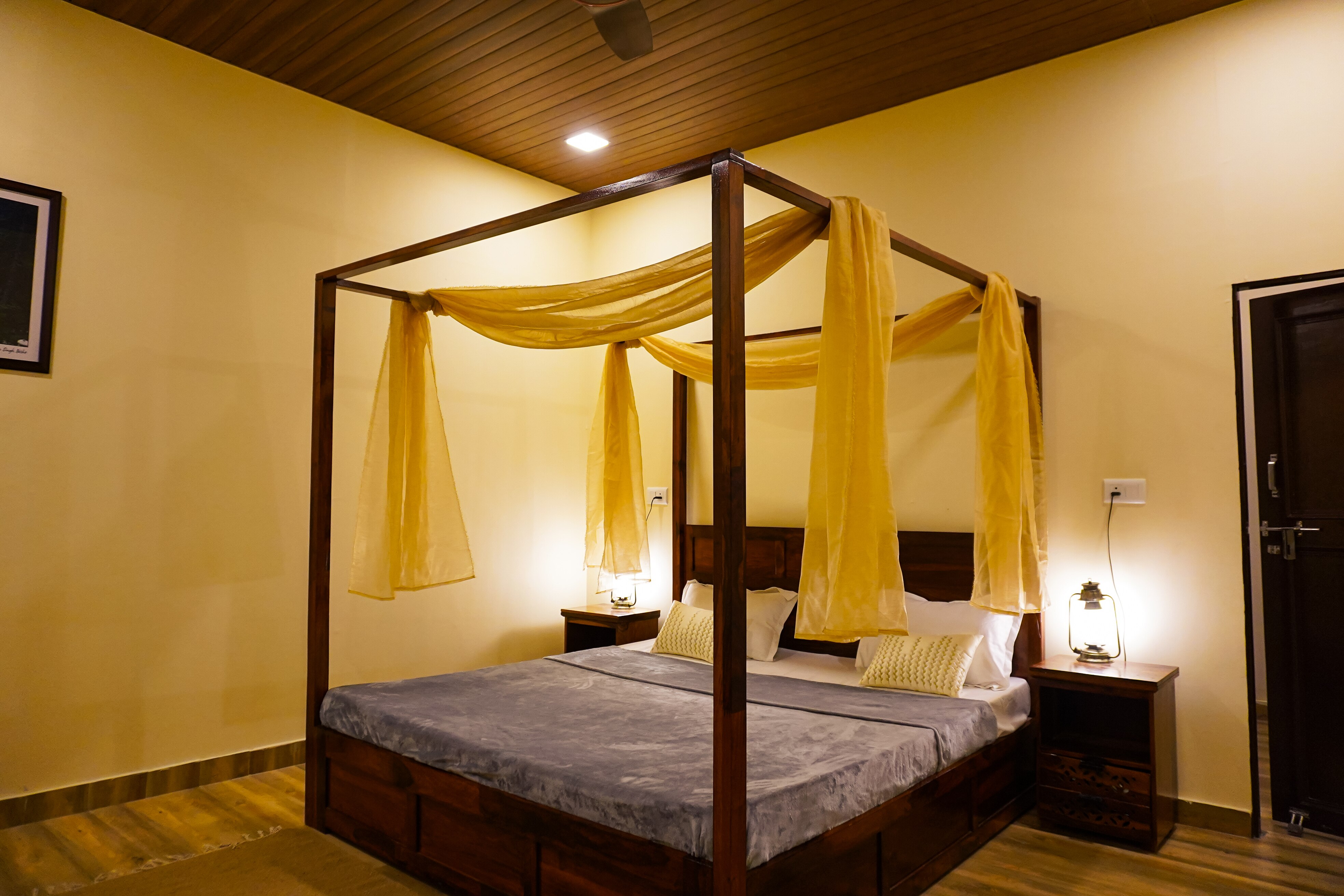 Elm   Serene 1 BR Cottage in Majkhali - Tap to explore photos