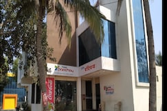 Hotel Parichay, Ambejogai