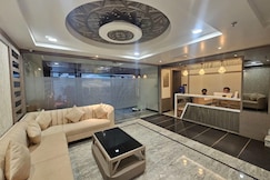 Hotel Glorious Grand, Varanasi