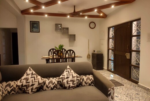Plushmeadows by Kutir homestays.