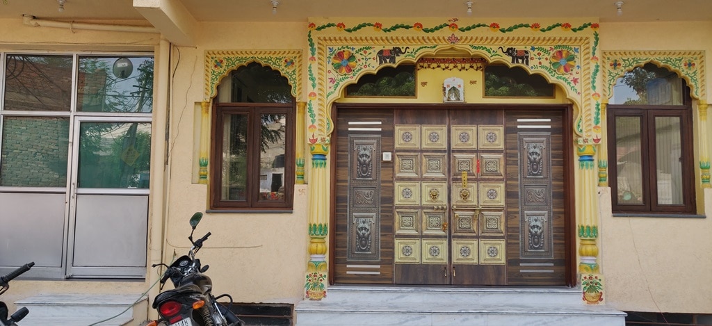 Hotel Mishra heritage - Tap to explore photos