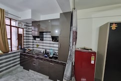 Vrindavan stay, Vrindavan