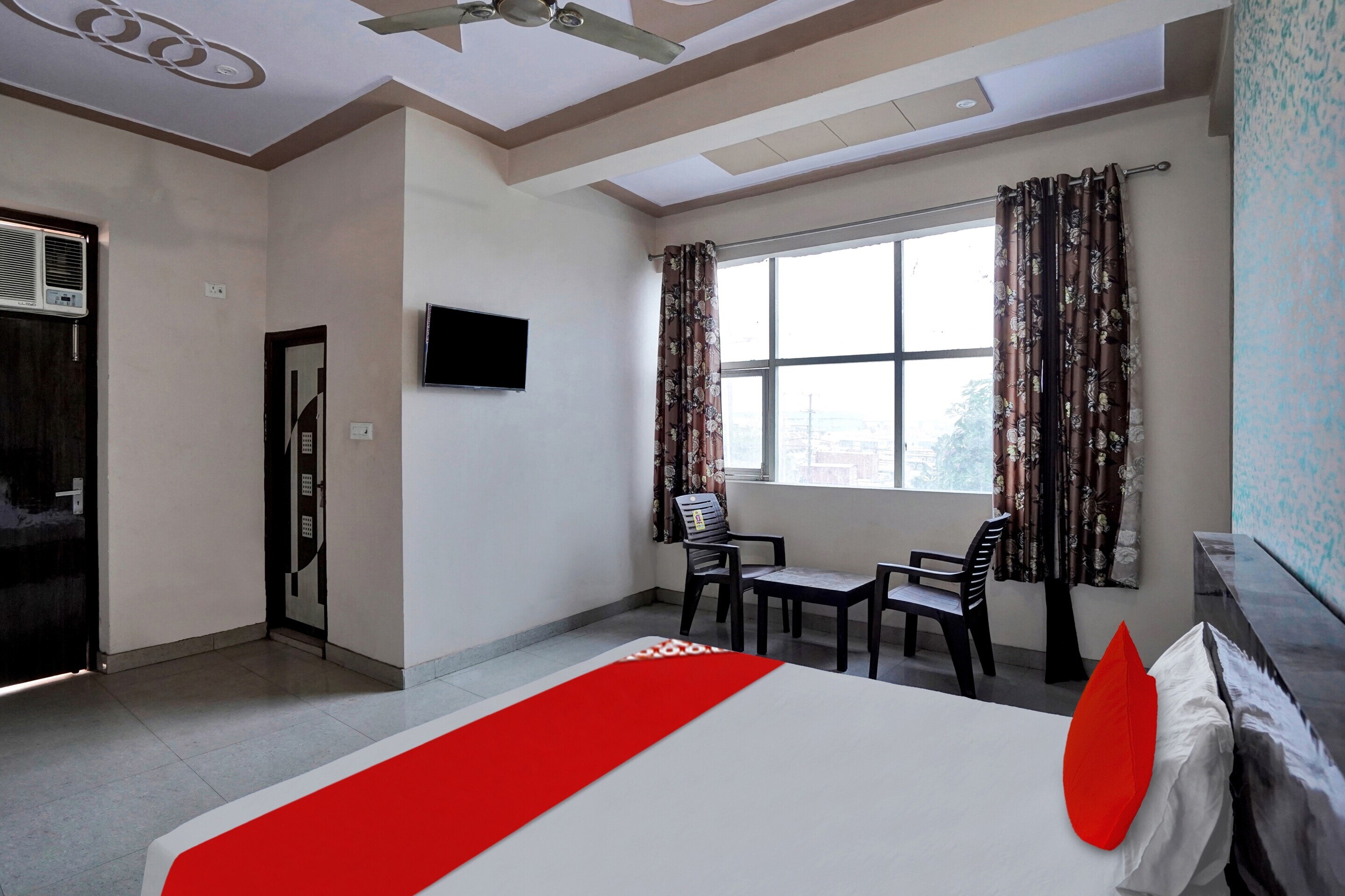 Hotel O Raj - Tap to explore photos