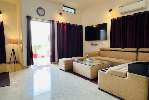 Tattva | Entire Homelee 3BHK Apartment