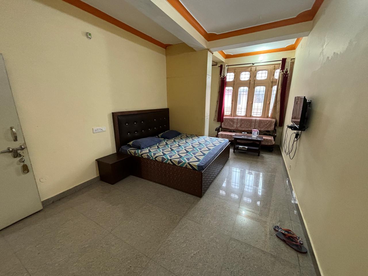 Hotel Shivam - Tap to explore photos