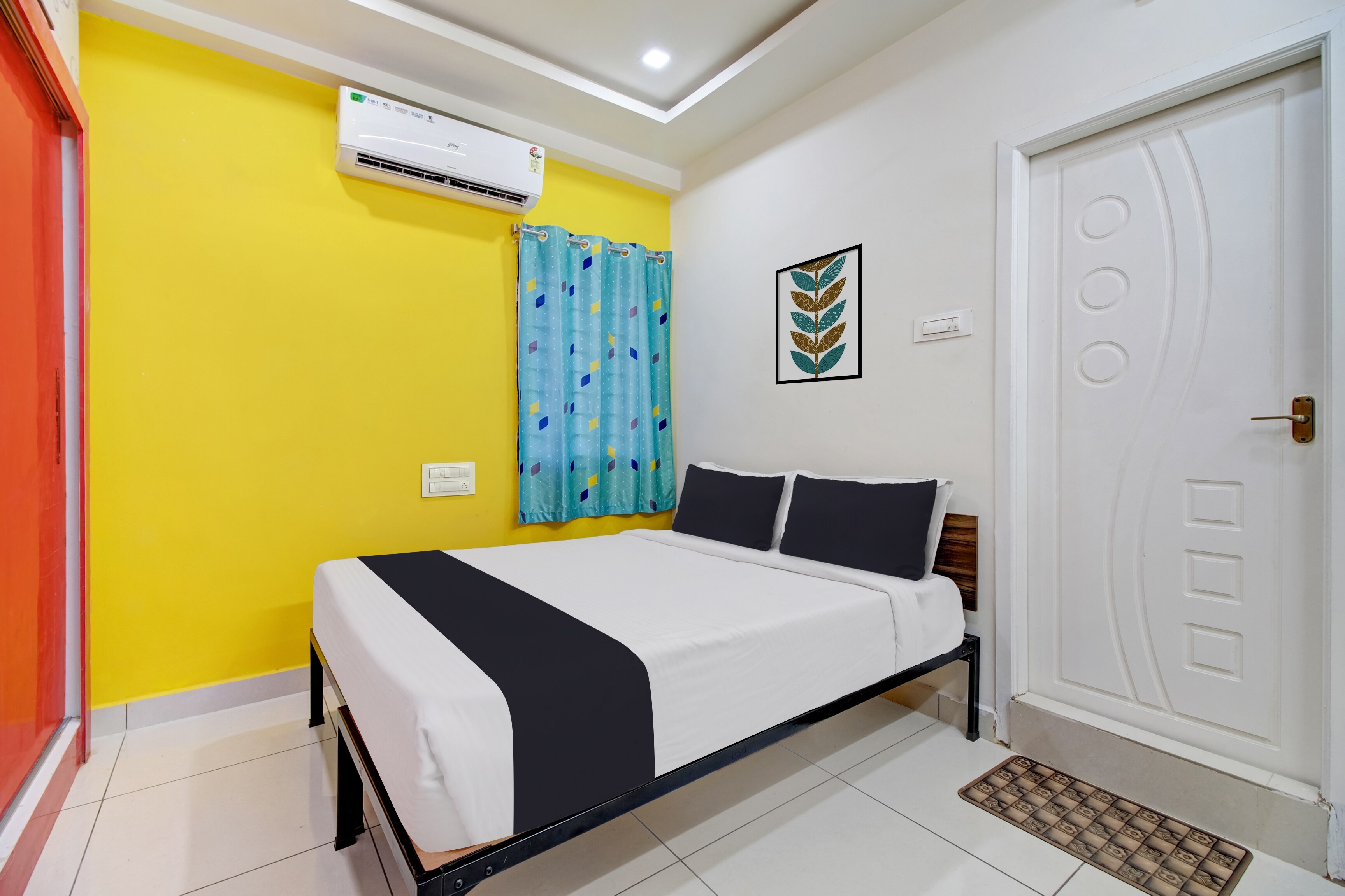Super Hotel O Amaravathi Road Annapurna Nagar - Tap to explore photos