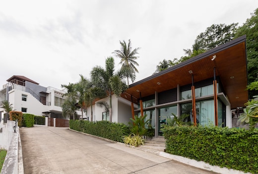 Splendid Sea View Resort