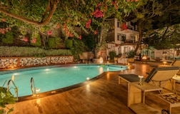 Swimming Pool 1
