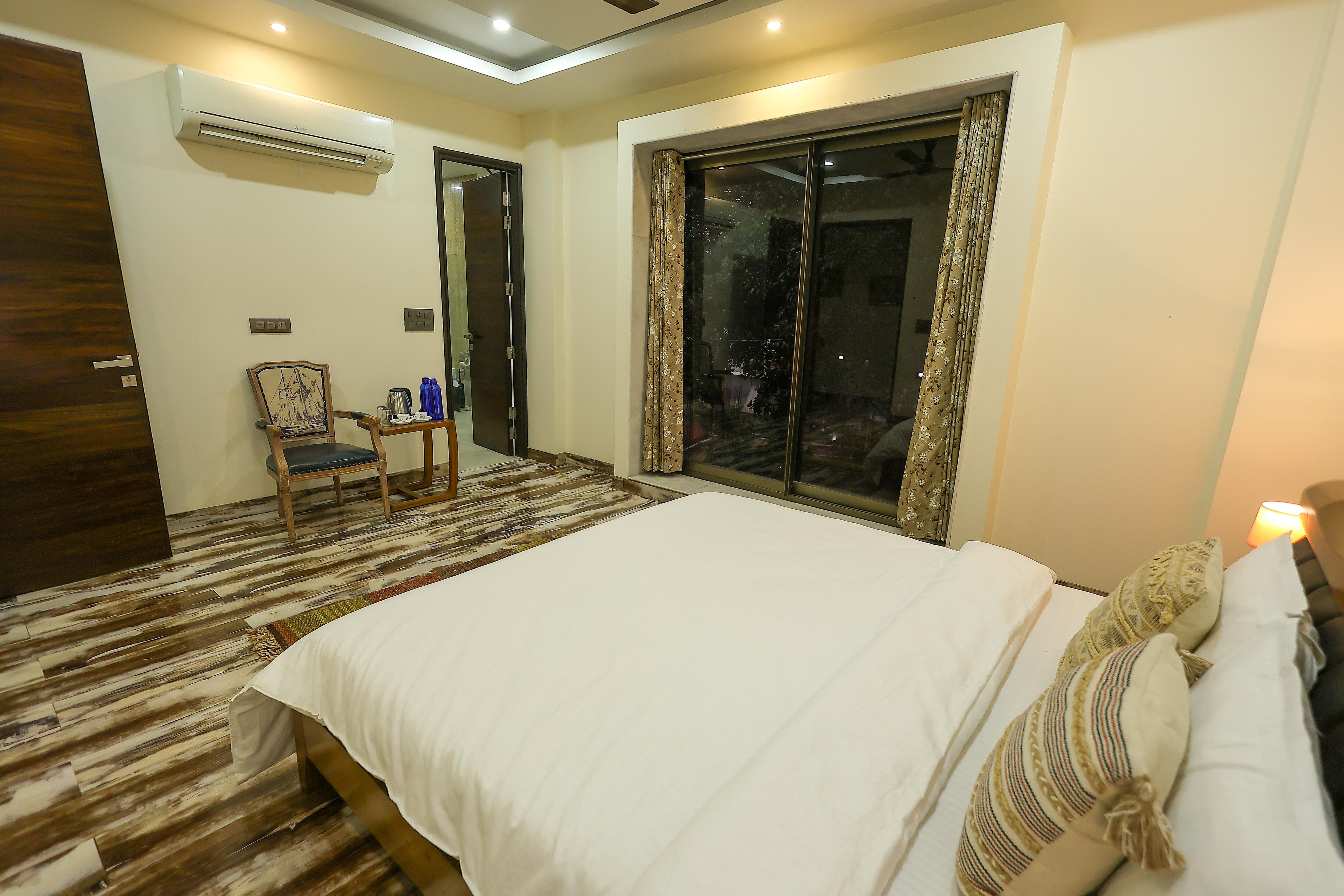 Jackfruit Villa Luxe Rooms - Tap to explore photos