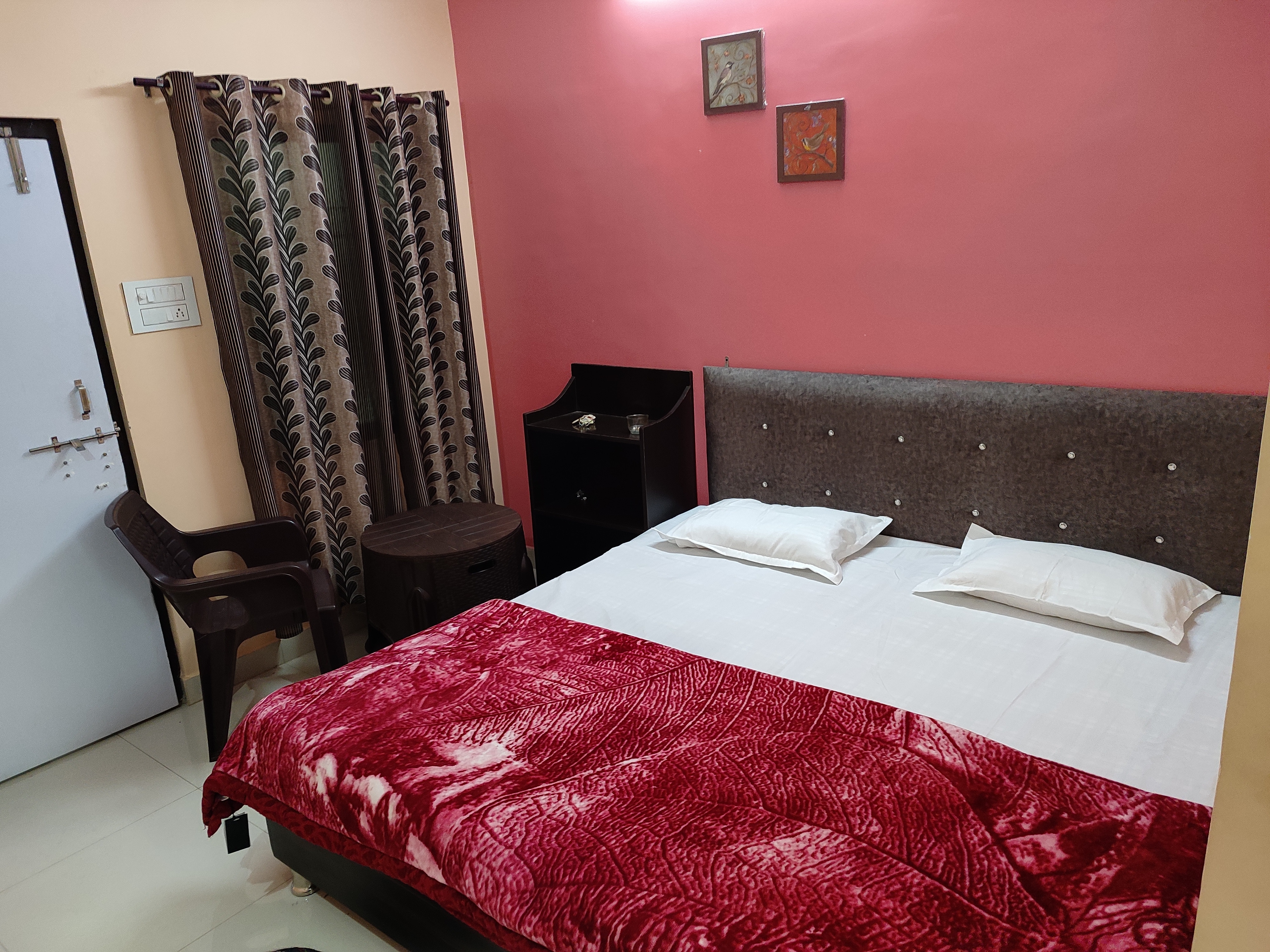 hotel Shri Radha krishna Palace - Tap to explore photos