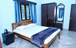 Double bedroom with attached washroom