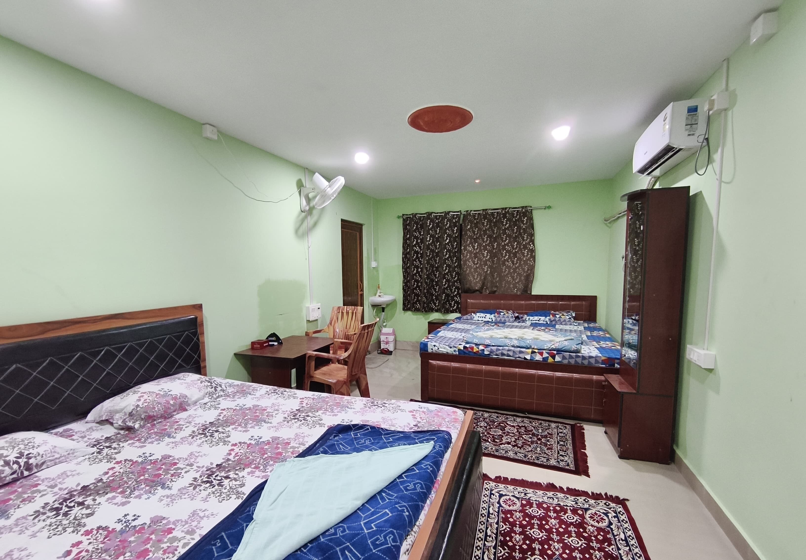 Hotel Baleshwar - Tap to explore photos