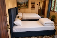 Harshil Pinewood Homestay, Gangotri