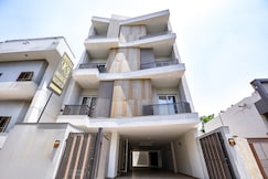 Hotel K9 Imperial, Raikot