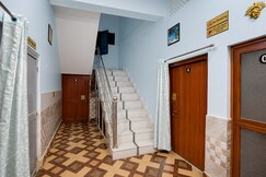 Hotel O Ram Raj Guest House, Ayodhya