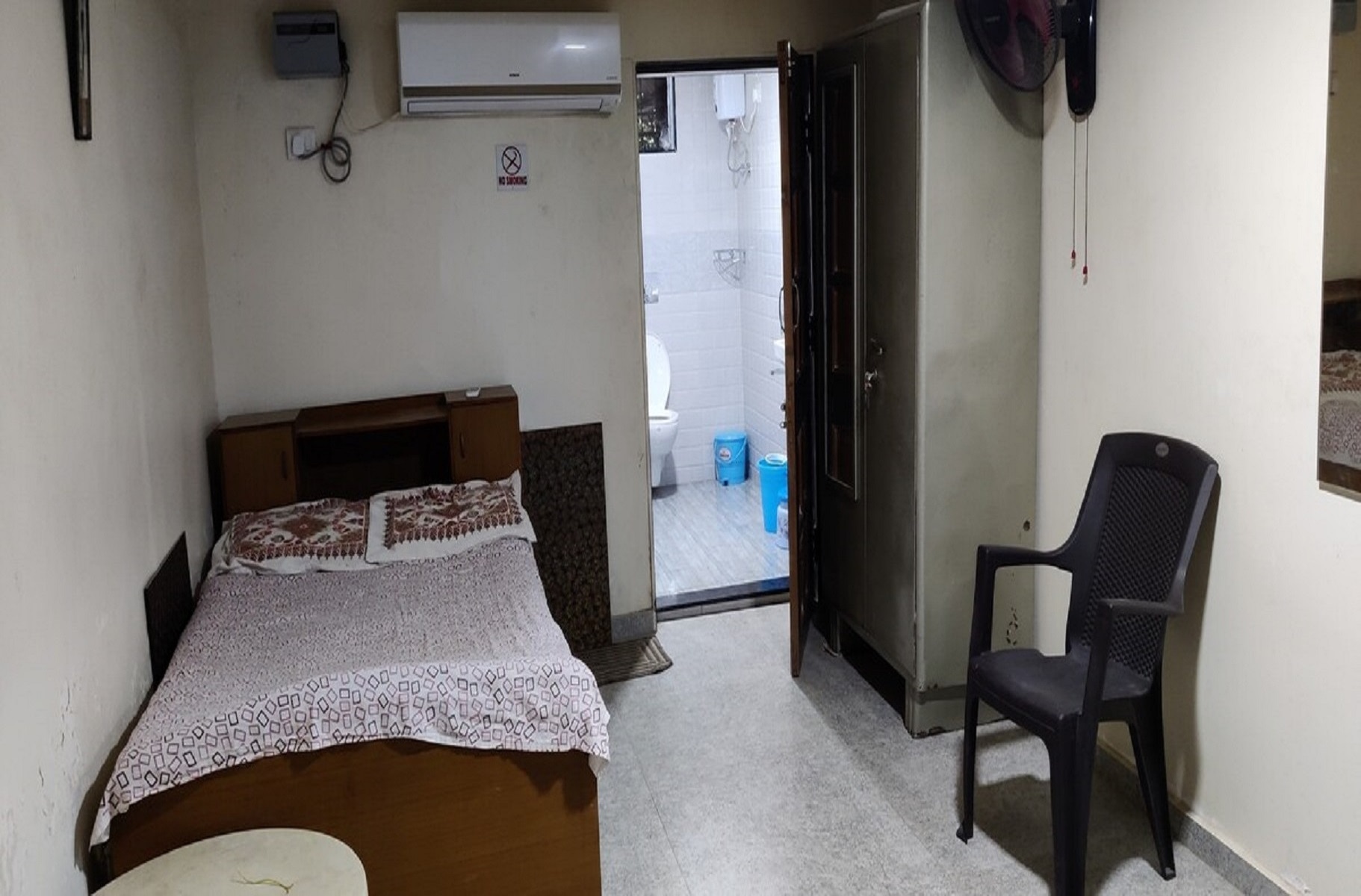Beautiful Farmhouse 5km from Panvel ONLY for family - Tap to explore photos