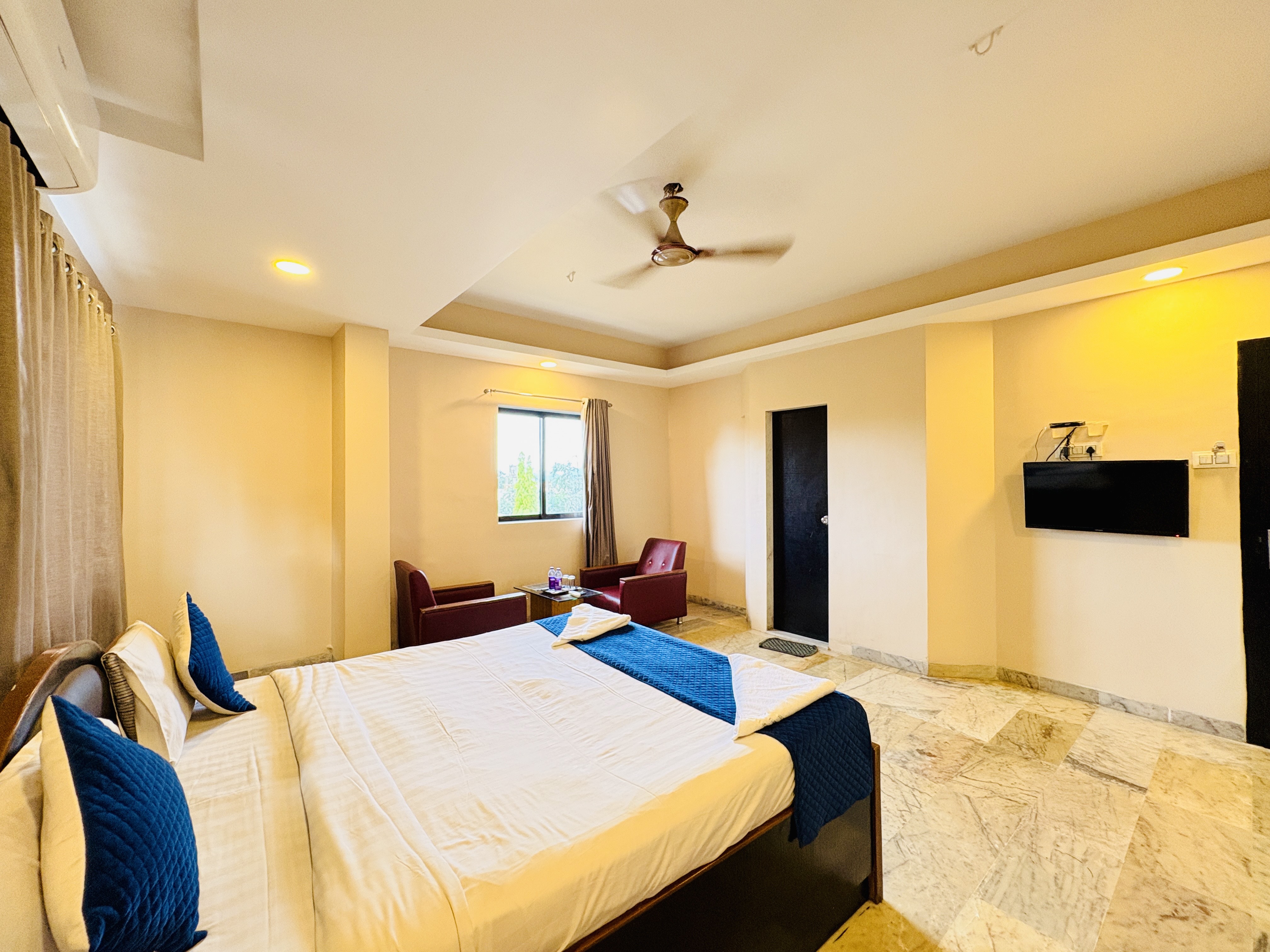 Sunrise Hill Resort 3