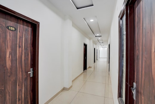 Hotel O FLOWER VILLA