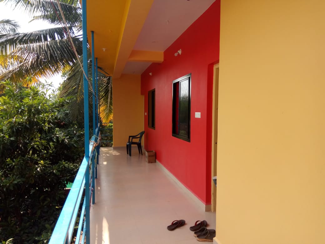 Shiva Shanti Guest House - Tap to explore photos