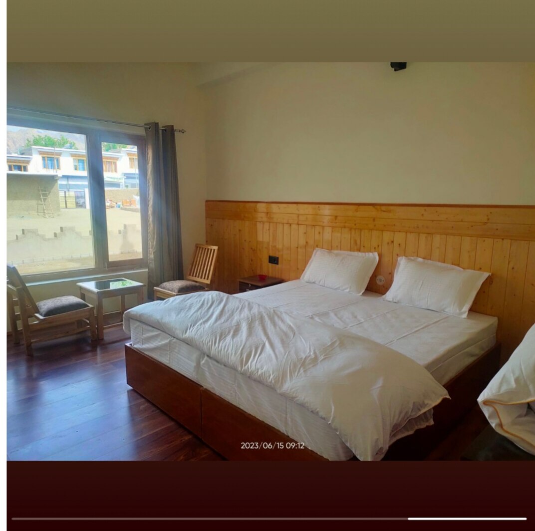 LEH CROWN INN GUEST HOUSE  - Tap to explore photos