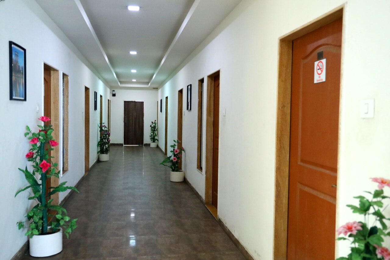 Hotel Krushna Express Inn - Tap to explore photos