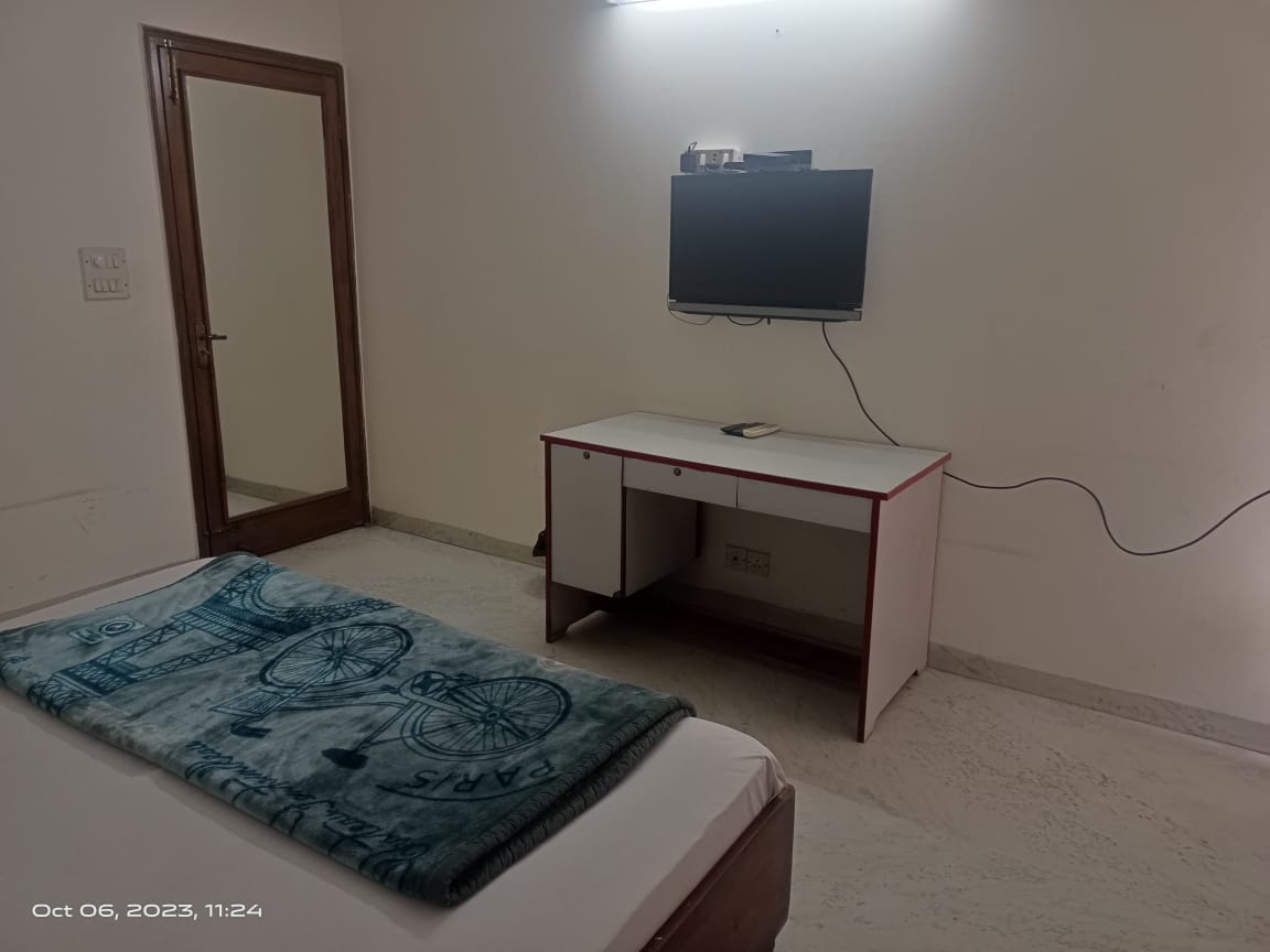 Green Park Homestay - Tap to explore photos