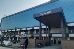 Hotel Studio 60, Dahej