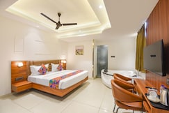 FabHotel The Aura, Delhi
